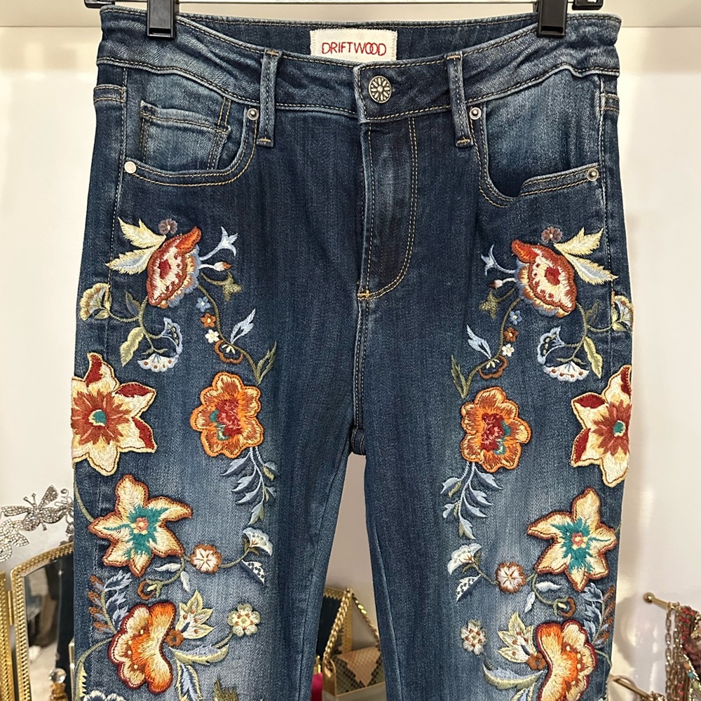 FREE PEOPLE Flare embroidery, flower bellbottoms